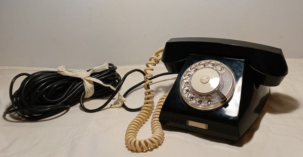 Дисковый телефон